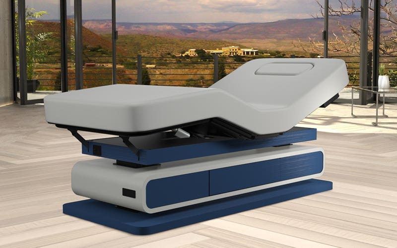 OAKWORKS®MastersCollectionBrittaABCTablewithWarmingDrawer